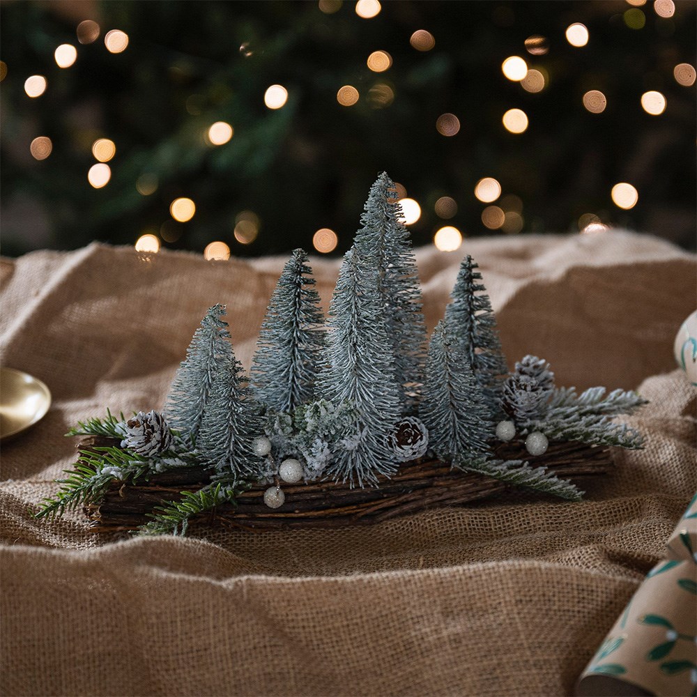 Small brush tree centrepiece