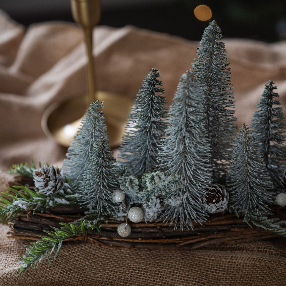 Small brush tree centrepiece