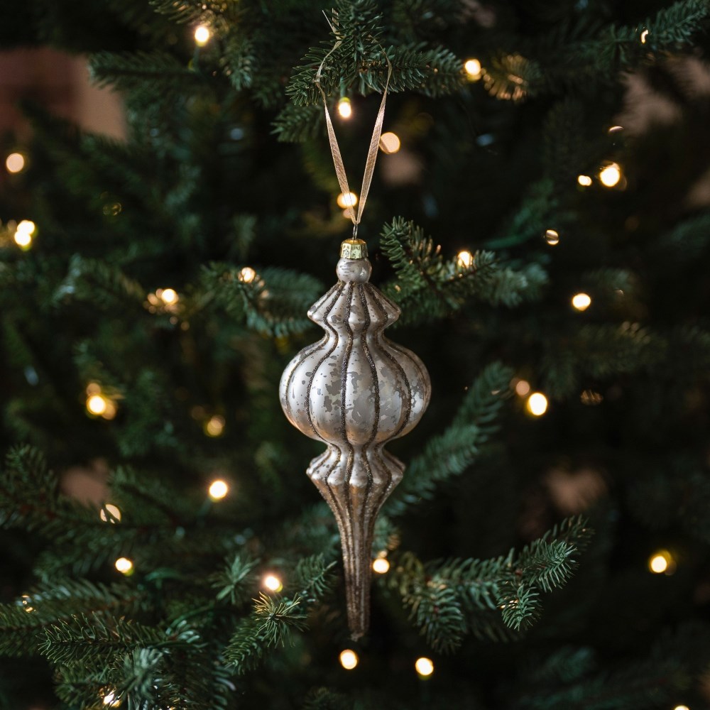 Vintage shaped bauble - matt