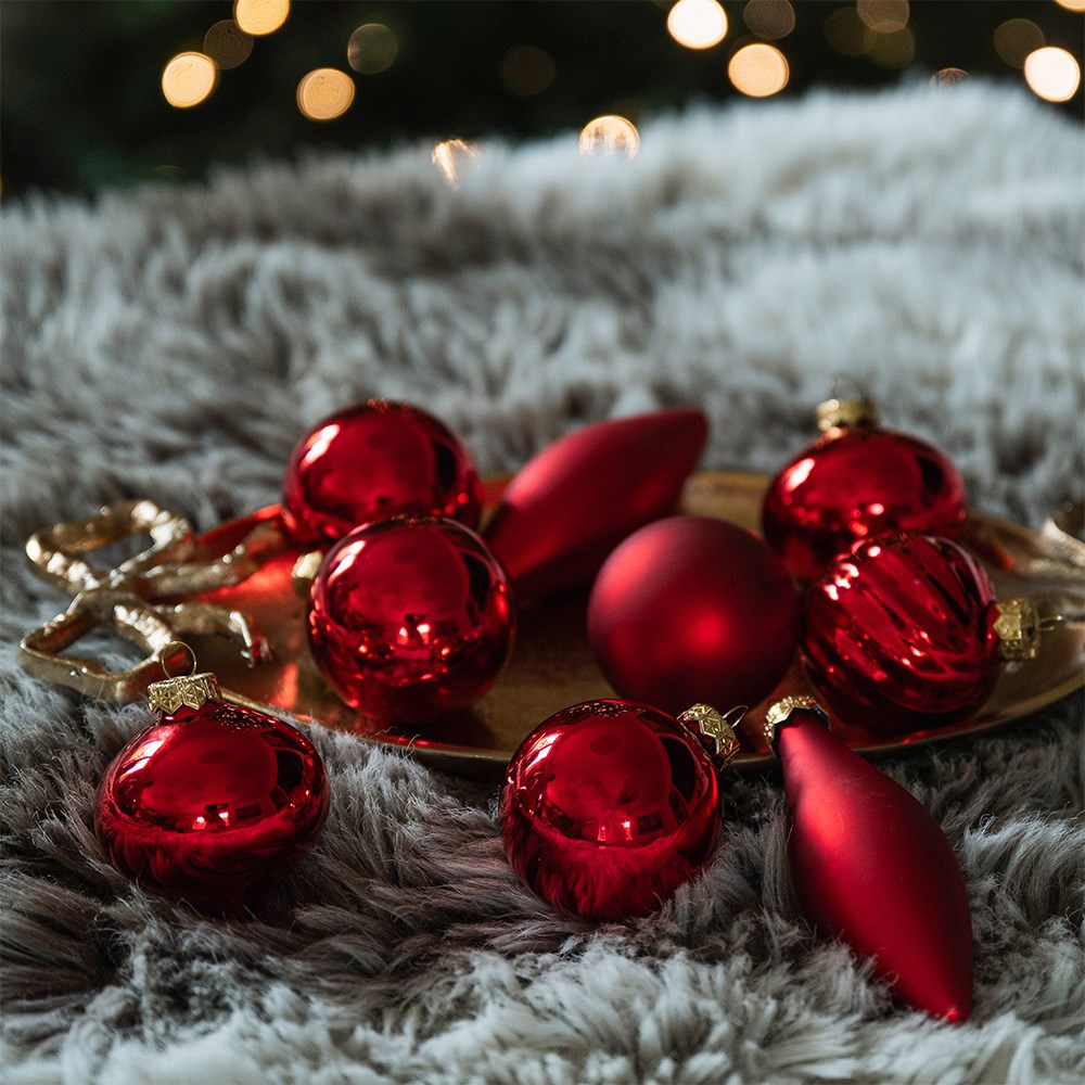 Red shaped baubles - box of 10