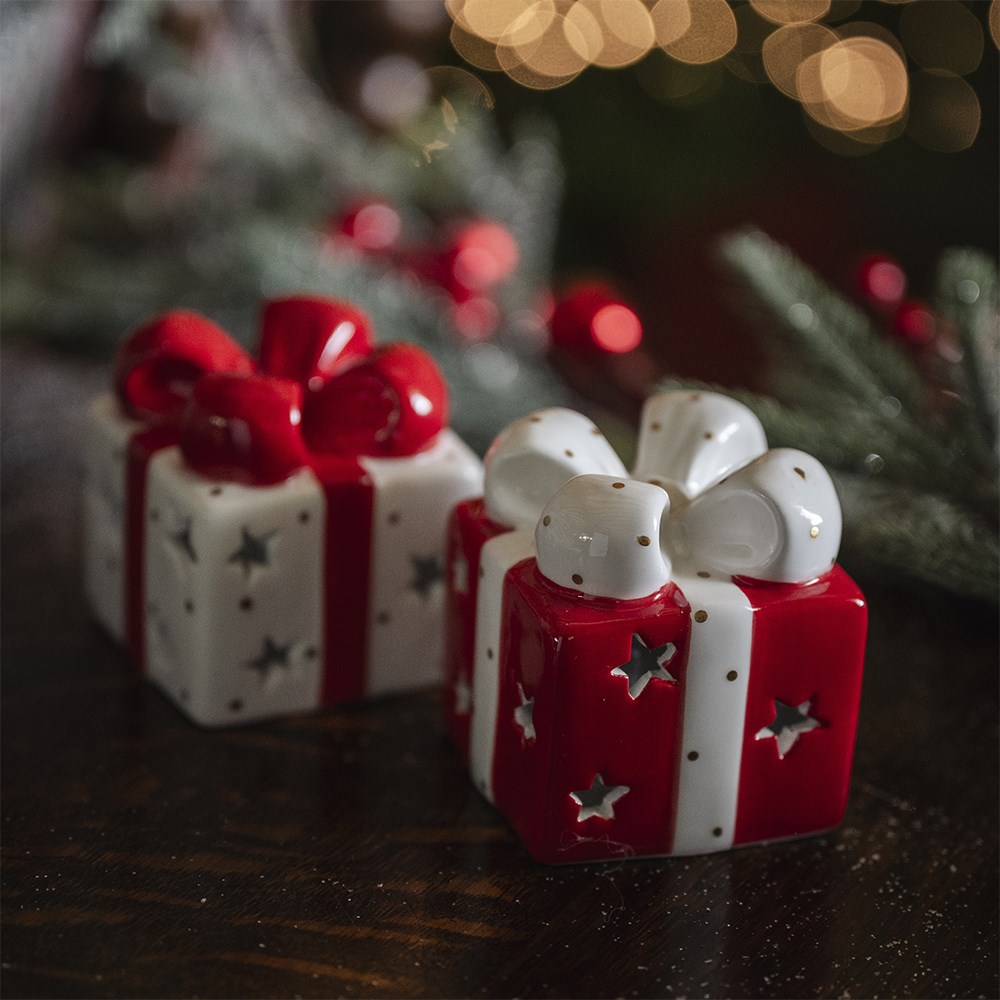 Two light up presents