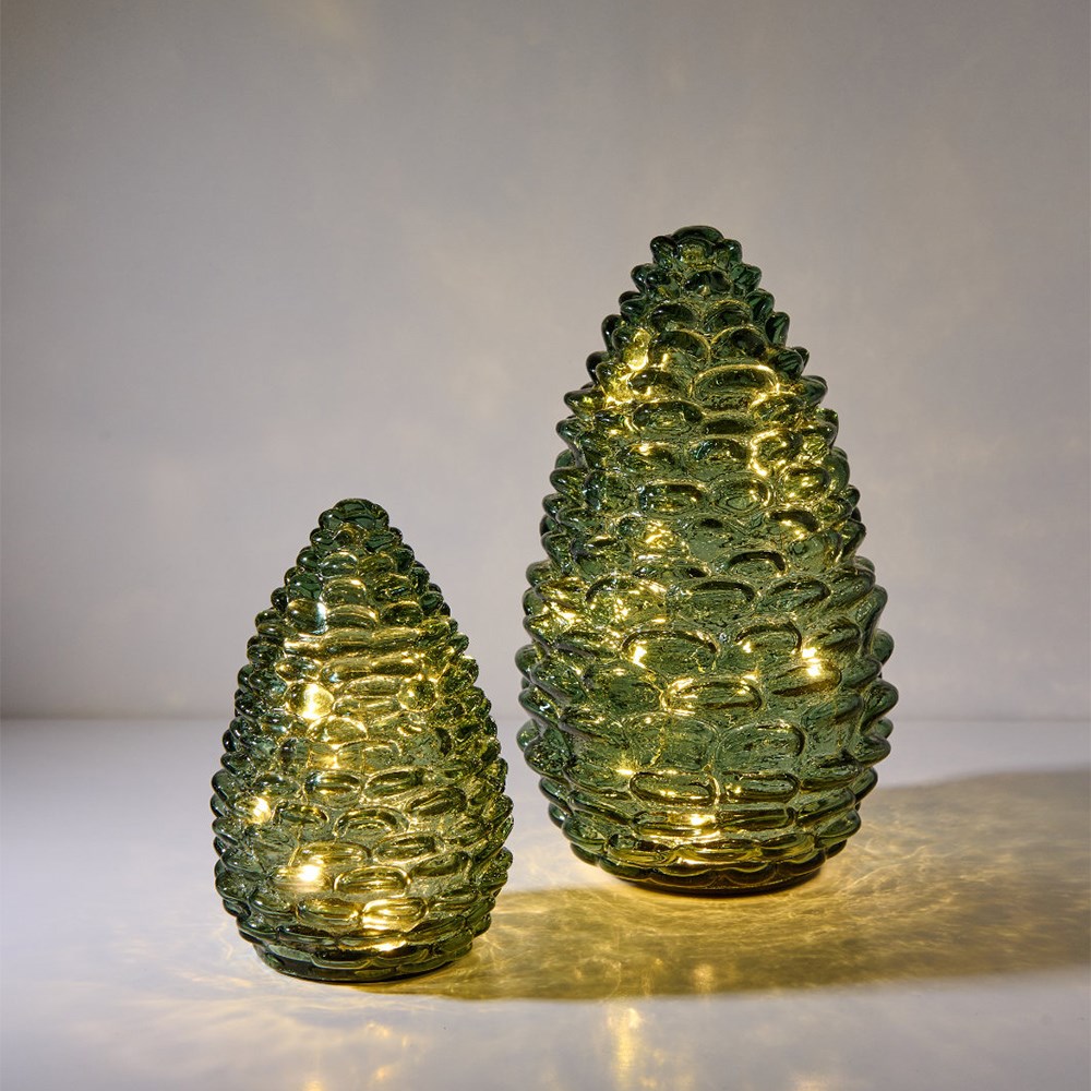 Light up glass pinecone