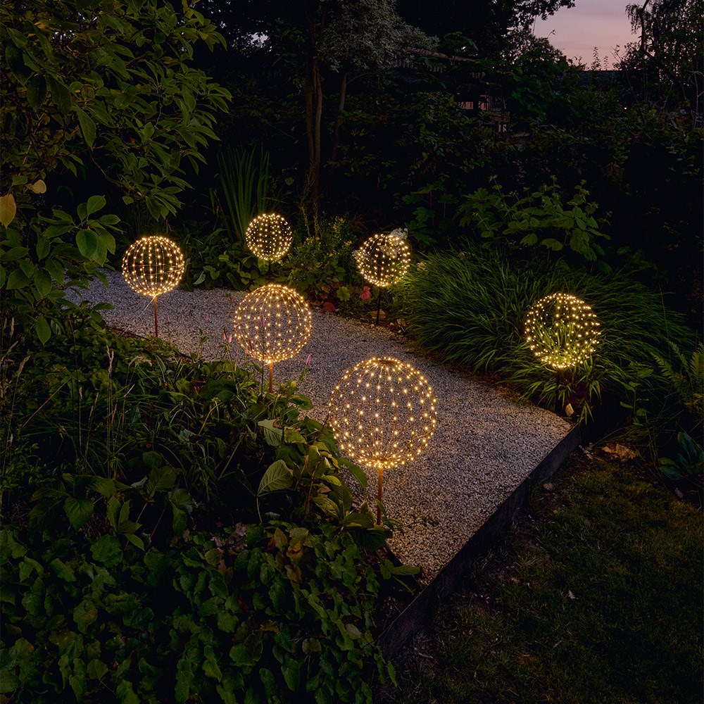 Solar sphere stake light - copper