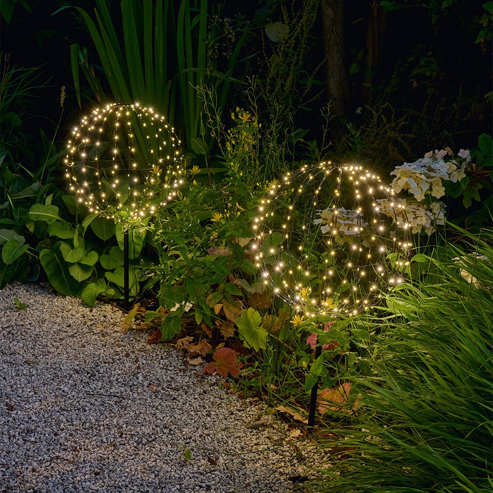 Solar sphere stake light - copper